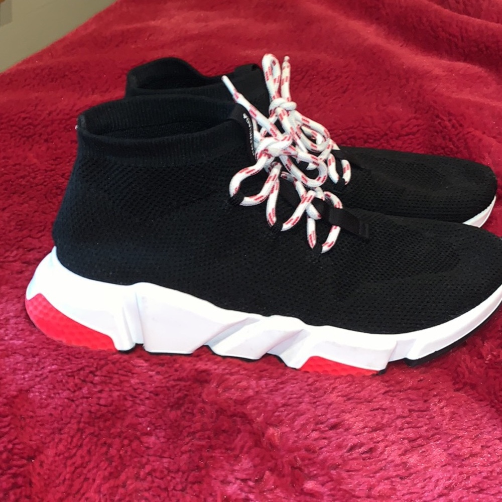 Men’s Balenciaga Sneakers size 11